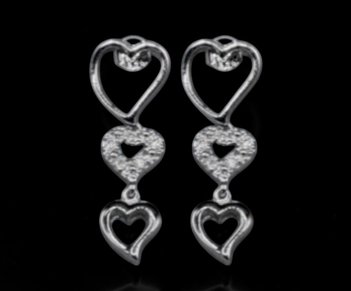 925 sterling silver simulated diamonds heart earrings