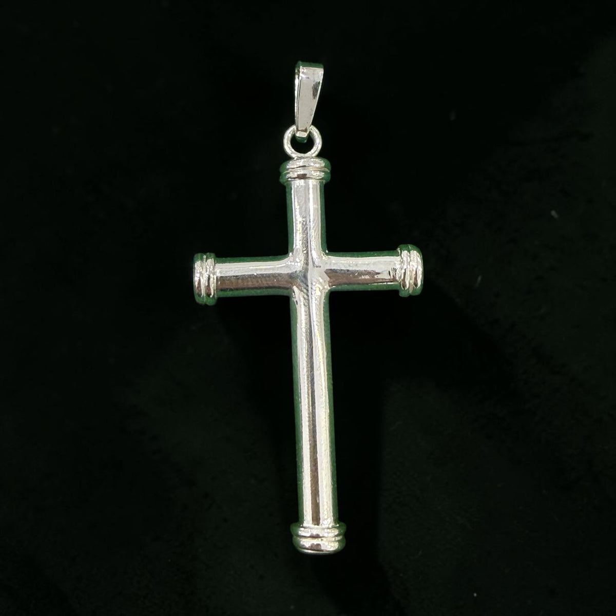 925 sterling silver medium size cross  pendant