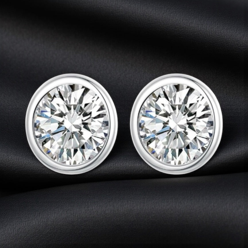 ROUND MOISANNITE STUDS