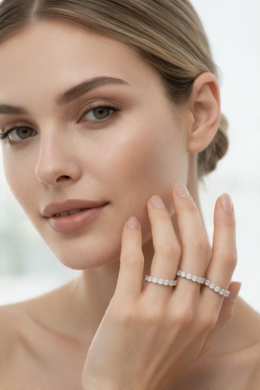 DAIMOND LOOK CRYSTALLINE INFINITY BAND