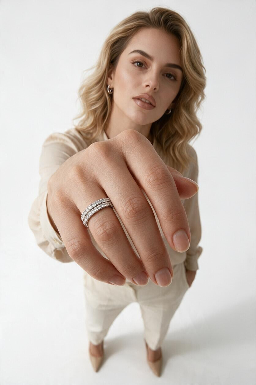 DAIMOND LOOK CRYSTALLINE INFINITY BAND 1.9MM