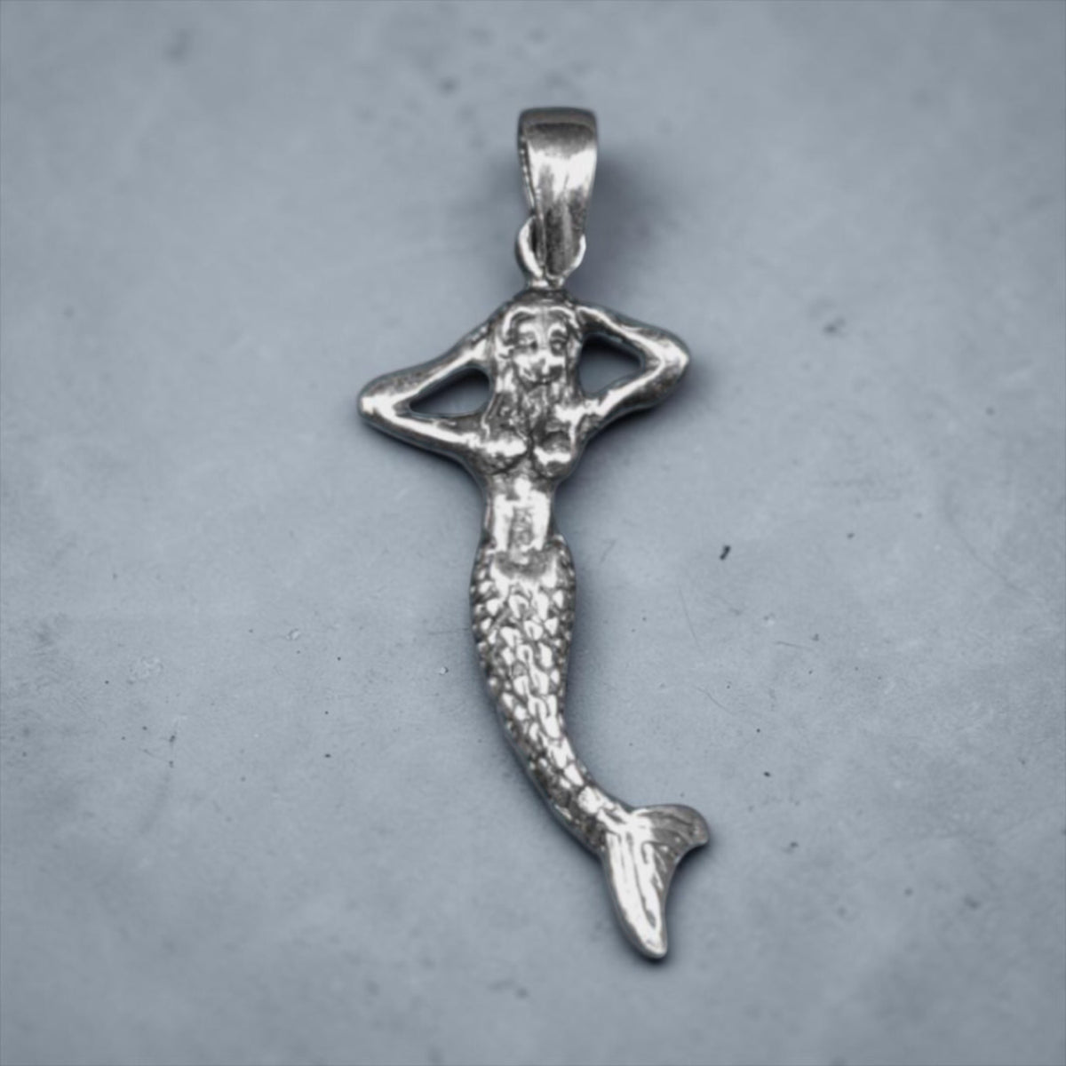 925 sterling silver mermaid pendant