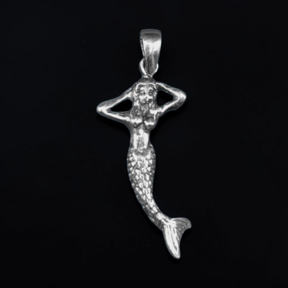 925 sterling silver mermaid pendant