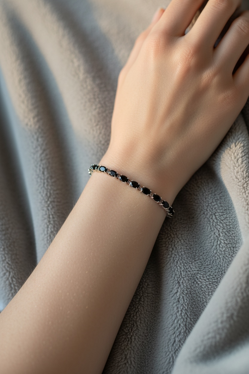 Sterling Silver Oval 5.40cttw Gem Tennis Bracelet Onyx