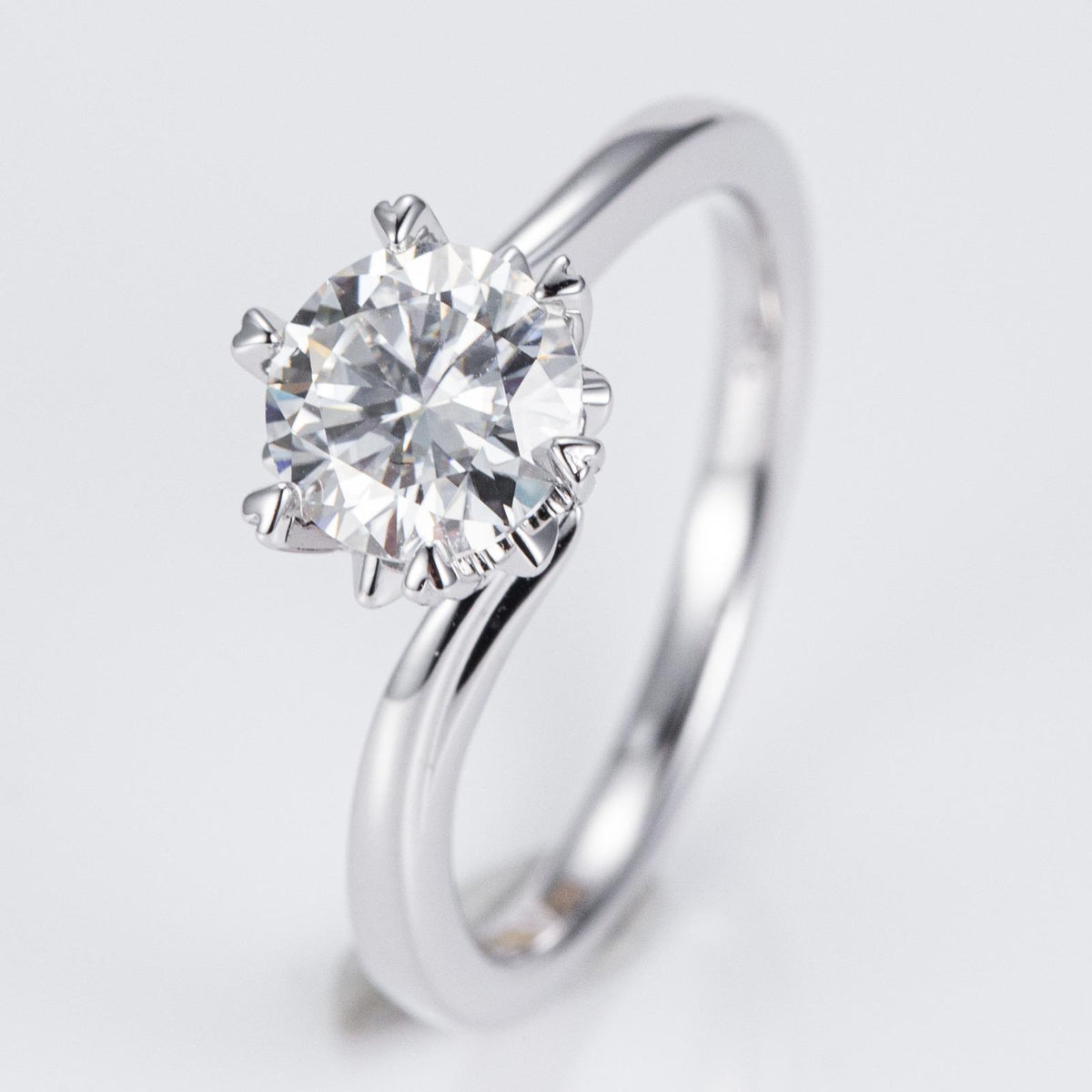1.0CT ROUND CUT ENGAGEMENT RING MOISANNITE